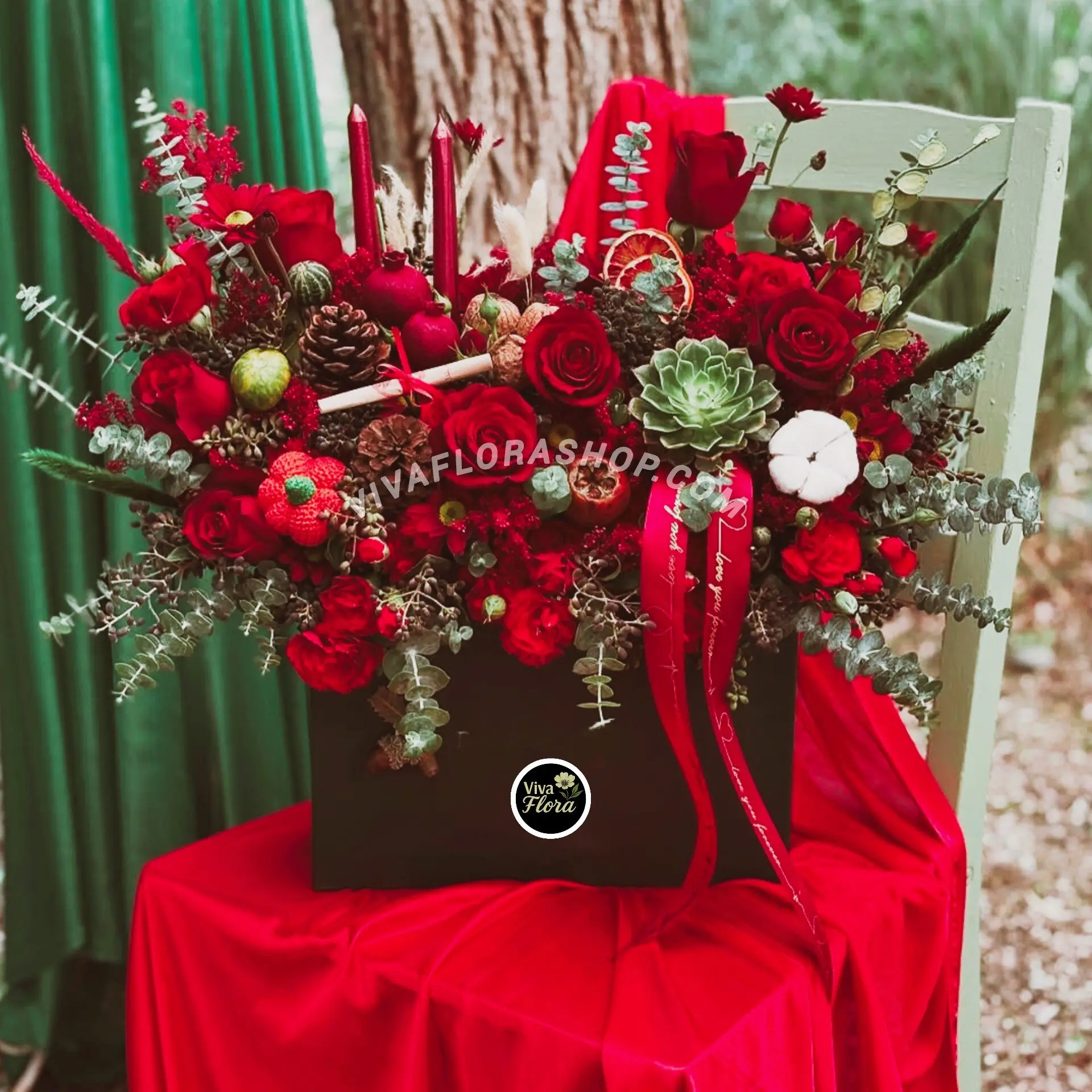 باکس گل طبیعی شب یلدا | ویوا فلورا شاپ